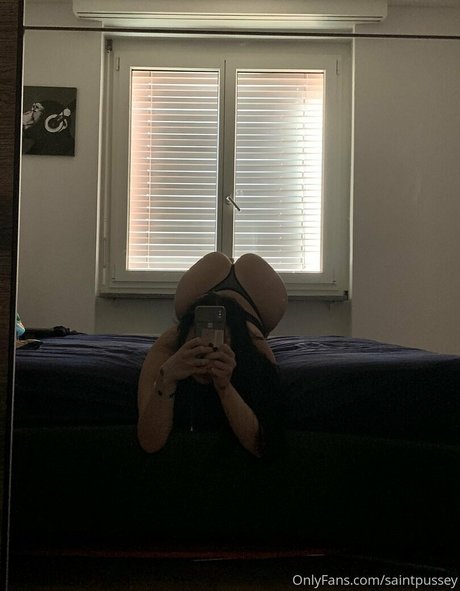 Photo nue de fuite OnlyFans de Saintpussey