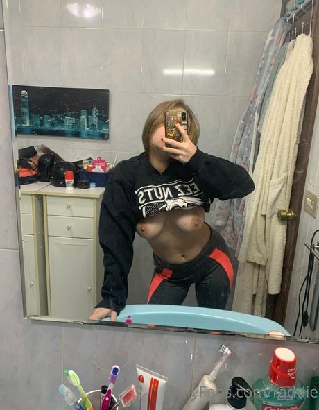 Photo nue de fuite OnlyFans de Raddie