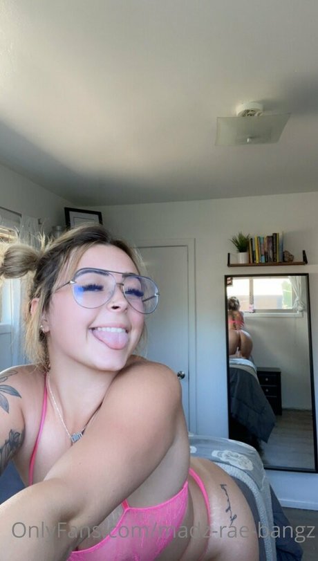 Photo nue de fuite OnlyFans de Madzraebangz