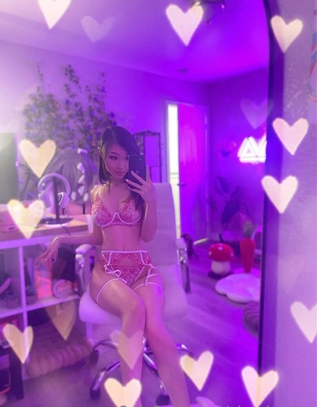 Photo nue de fuite OnlyFans de Cloudrosies
