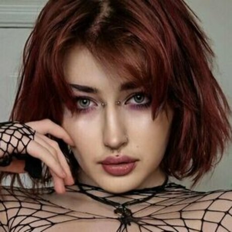 Cynthia Grey