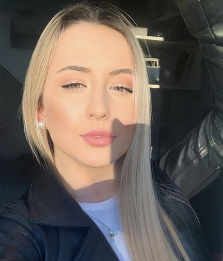 Photo nue de fuite OnlyFans de Barbielari
