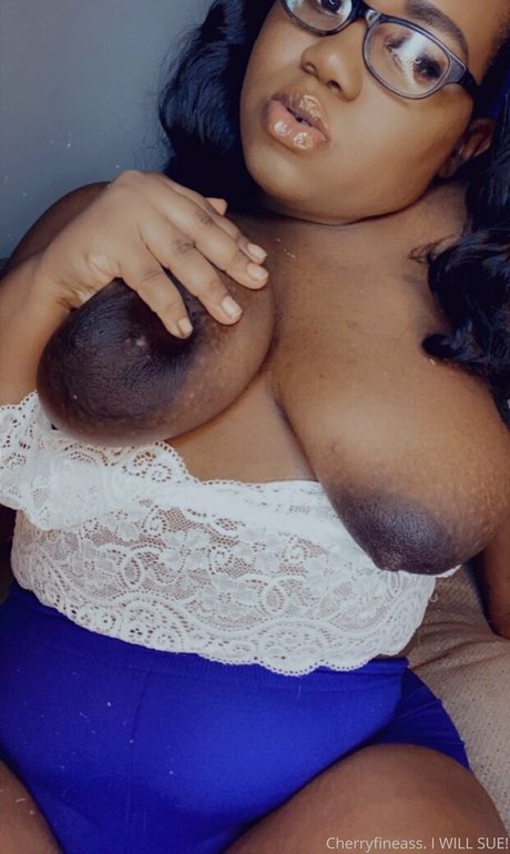Photo nue de fuite OnlyFans de Cherryfineass