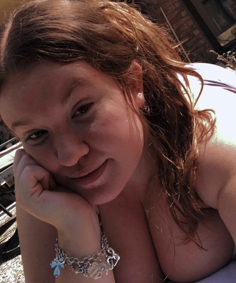 Photo nue de fuite OnlyFans de Redflannel