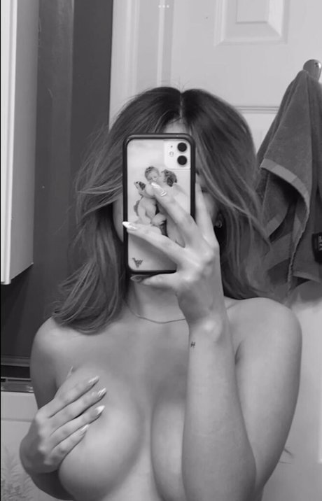 Photo nue de fuite OnlyFans de Kimvuongg