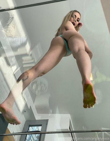 Photo nue de fuite OnlyFans de Angielynxxx