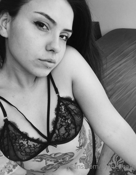 Photo nue de fuite OnlyFans de Kikithedeath