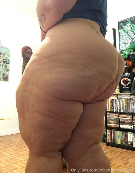 Photo nue de fuite OnlyFans de Voluptuouscooper