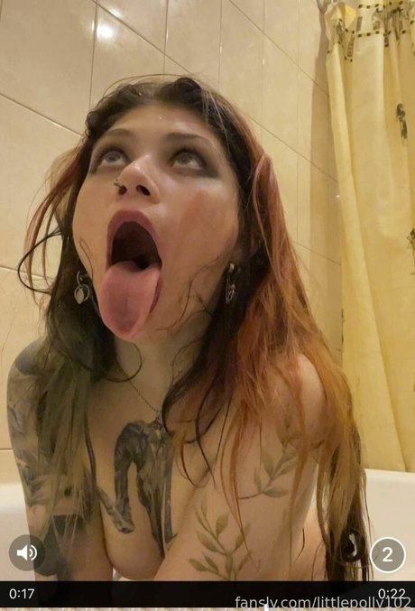 Photo nue de fuite OnlyFans de Littlepolly102