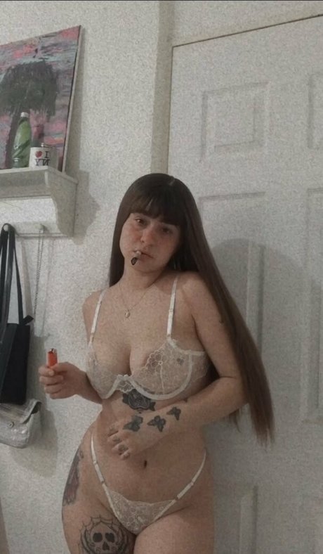 Photo nue de fuite OnlyFans de Emilsse99