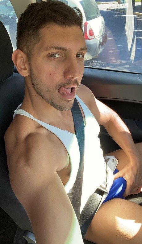Photo nue de fuite OnlyFans de Emilianoterra
