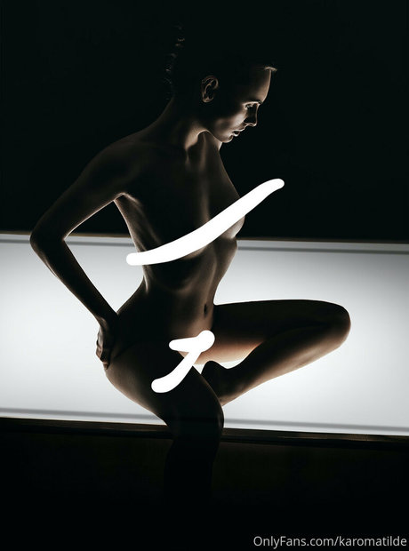 Photo nue de fuite OnlyFans de Karomatilde