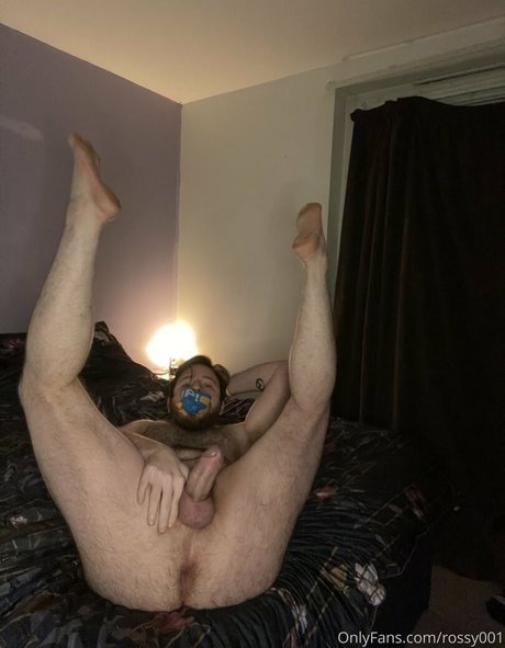 Photo nue de fuite OnlyFans de Rossy001