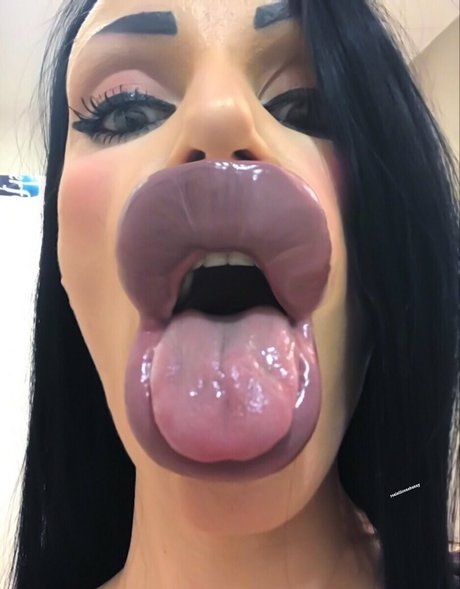 Real_siliconebunny