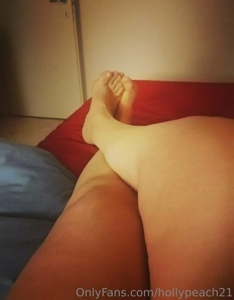 Photo nue de fuite OnlyFans de Hollypeach21