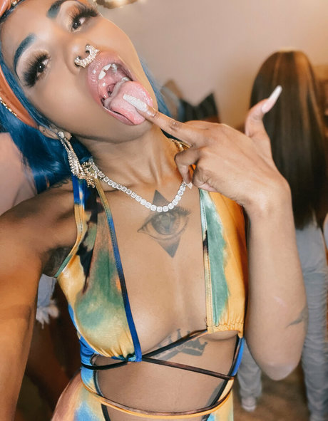 Photo nue de fuite OnlyFans de Niiathefreak