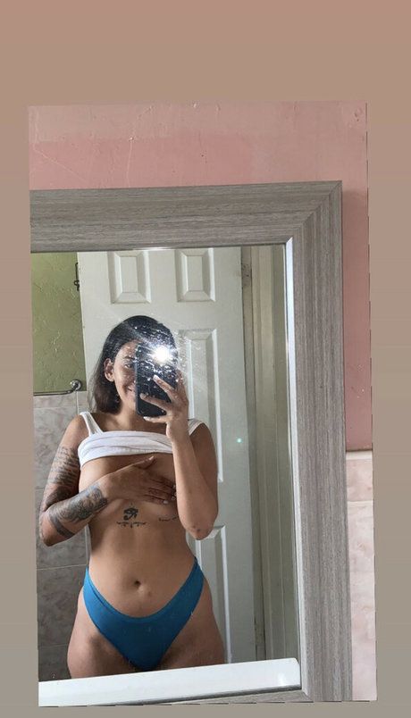 Photo nue de fuite OnlyFans de Yas Or Nathali Nostades