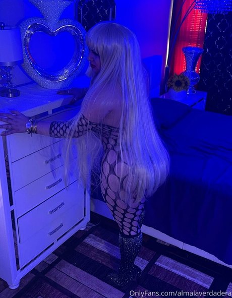 Photo nue de fuite OnlyFans de Almalaverdadera