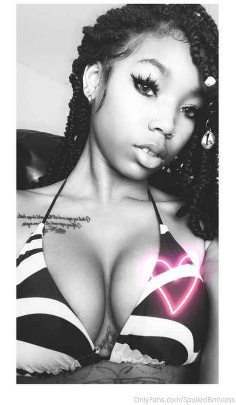Photo nue de fuite OnlyFans de Spoiledbrincess