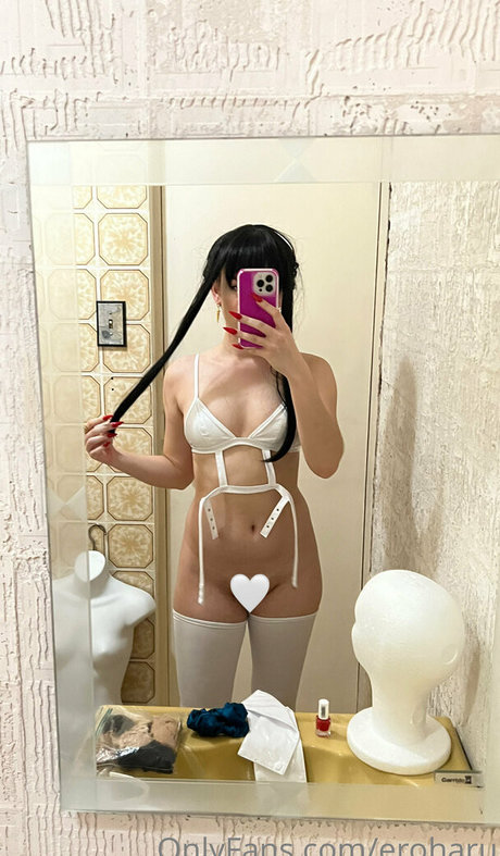 Photo nue de fuite OnlyFans de Eroharu