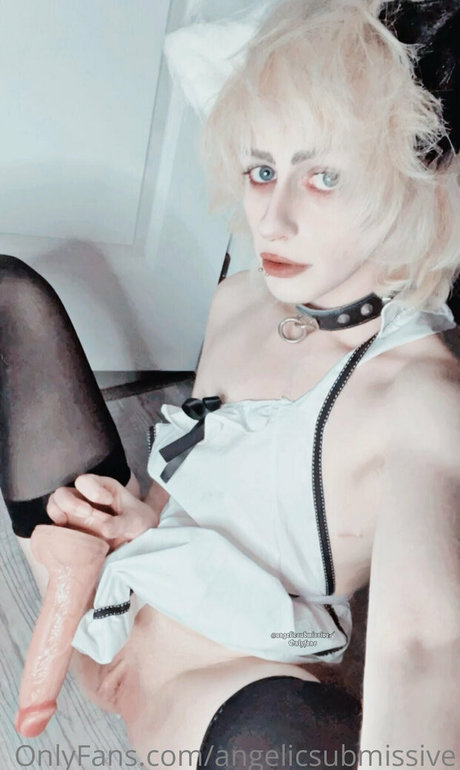 Photo nue de fuite OnlyFans de Angelicsubmissive