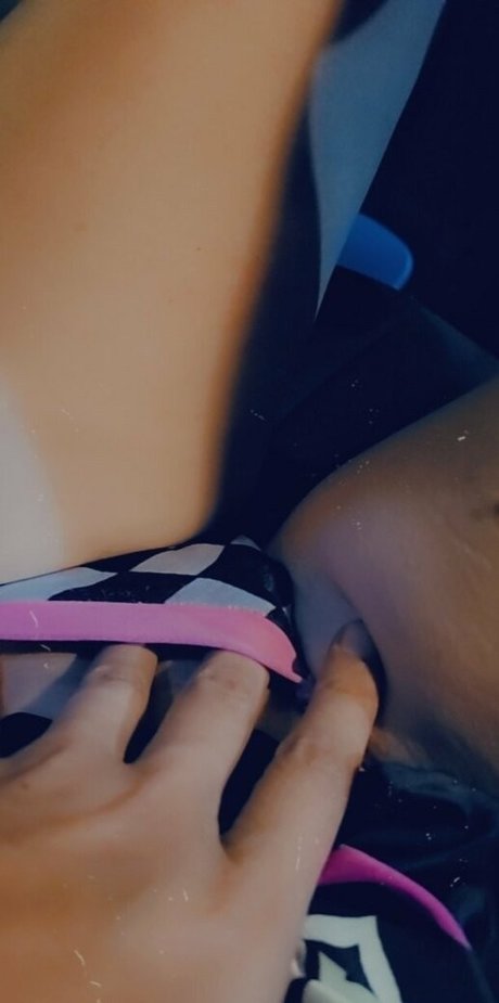 Photo nue de fuite OnlyFans de Dezerai