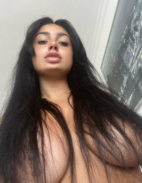 Photo nue de fuite OnlyFans de Mia Rae