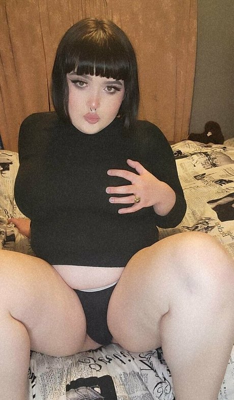 Photo nue de fuite OnlyFans de Thel1ttlestbunny