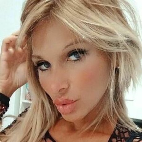 Photo nue de fuite OnlyFans de Cecilia Oviedo