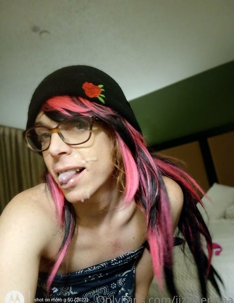Photo nue de fuite OnlyFans de Jizzyjennaa