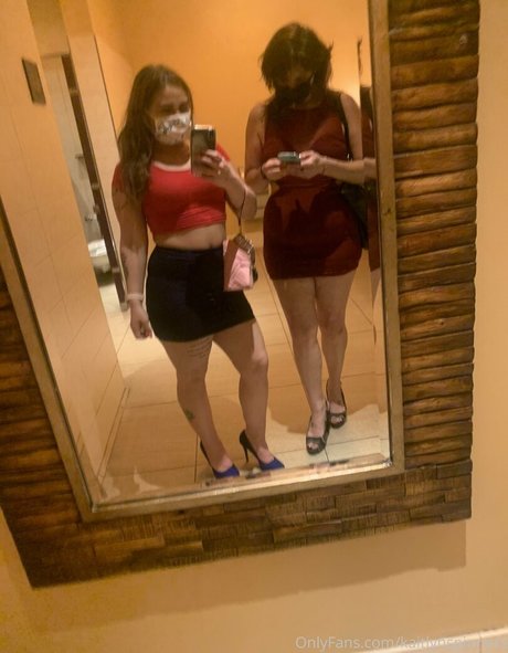 Trophygirlfriendk