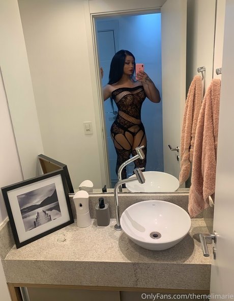 Photo nue de fuite OnlyFans de Themelimarie