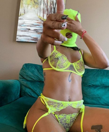 Photo nue de fuite OnlyFans de Topsluttt