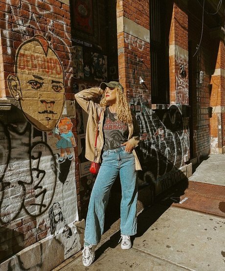 Caroline Wall