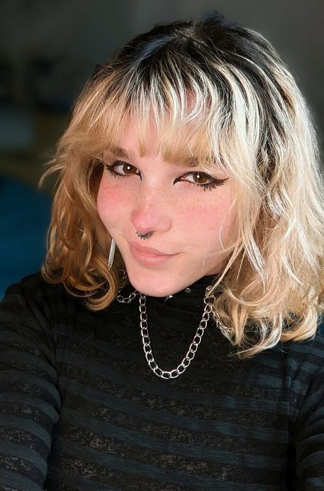 Photo nue de fuite OnlyFans de Neriilune