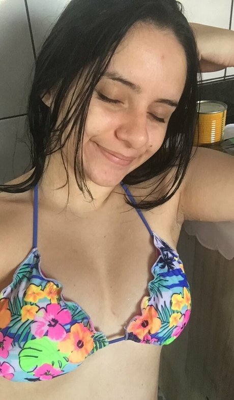 Photo nue de fuite OnlyFans de Vitoria Lopes