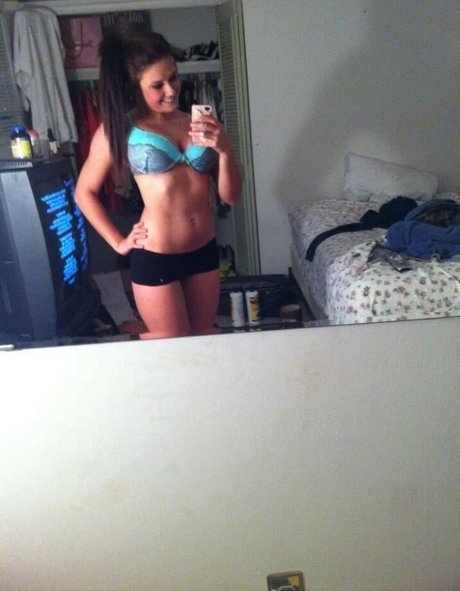 Photo nue de fuite OnlyFans de Daria Thibault