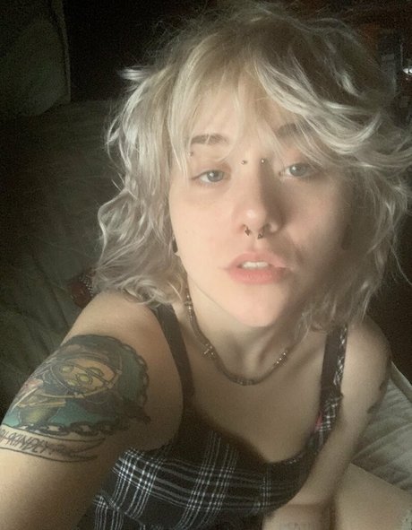 Photo nue de fuite OnlyFans de Wuvspell