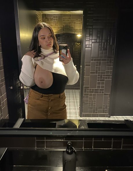 Photo nue de fuite OnlyFans de Gelluh