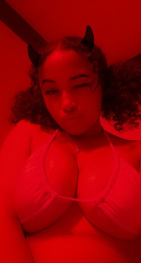 Photo nue de fuite OnlyFans de Missnagatoro