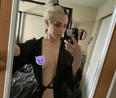 Photo nue de fuite OnlyFans de Kawaiibesu