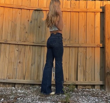 Isabella DuCharme