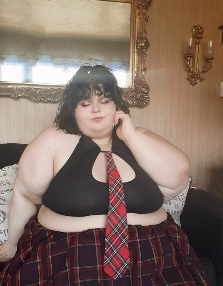 Thebbwarabellarose