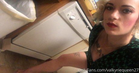 Valkyriequeen27