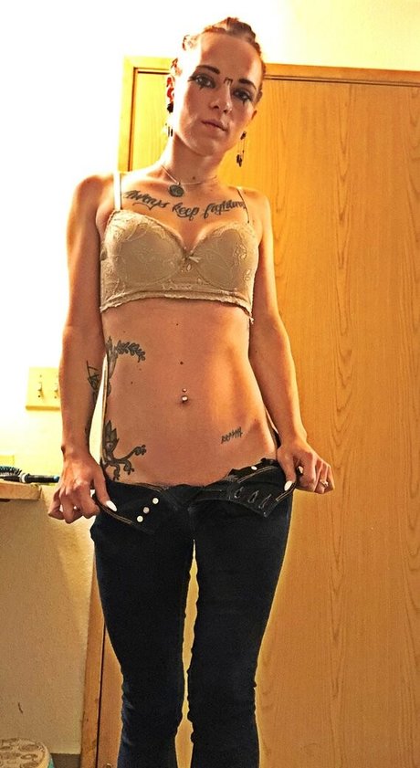 Photo nue de fuite OnlyFans de Valkyriequeen27
