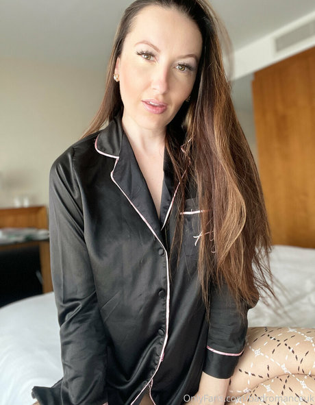 Photo nue de fuite OnlyFans de Badromanceuk