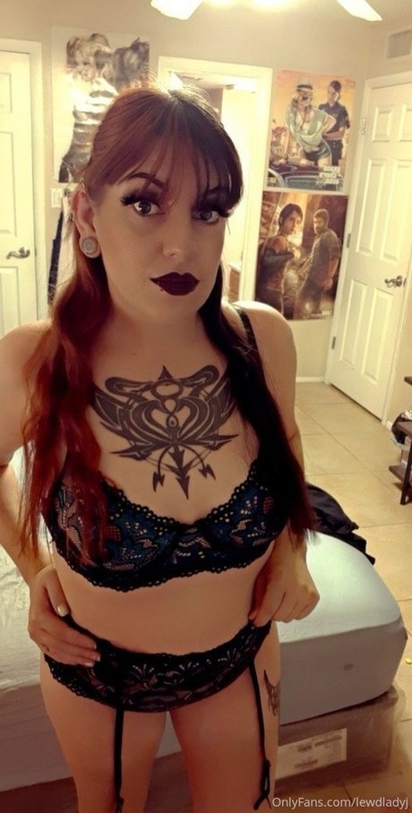 Photo nue de fuite OnlyFans de Lewdladyj