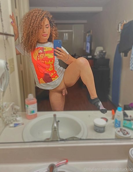 Photo nue de fuite OnlyFans de Realstuckup