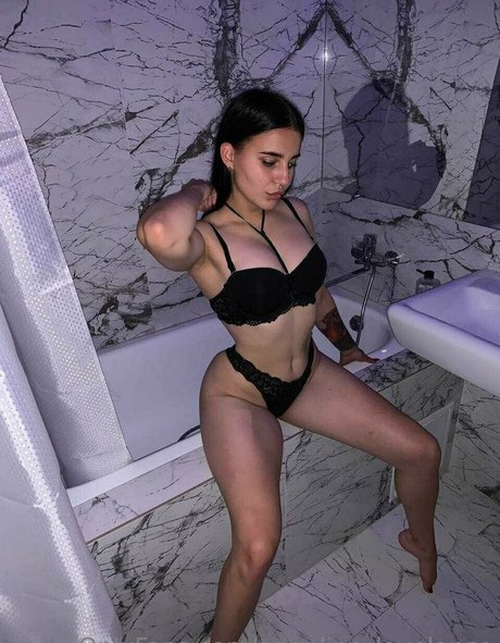 Angelinalovelance