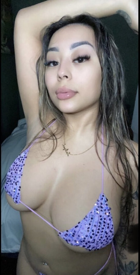 Photo nue de fuite OnlyFans de Aaliyahceleste
